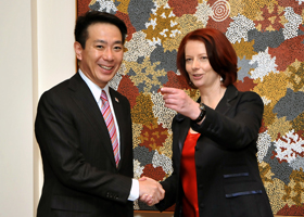 20101127-221123 1545-1600 Gillard2.jpg